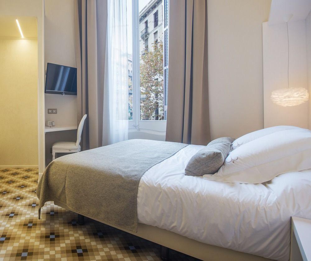 Anakena House Bed & Breakfast Барселона Екстериор снимка