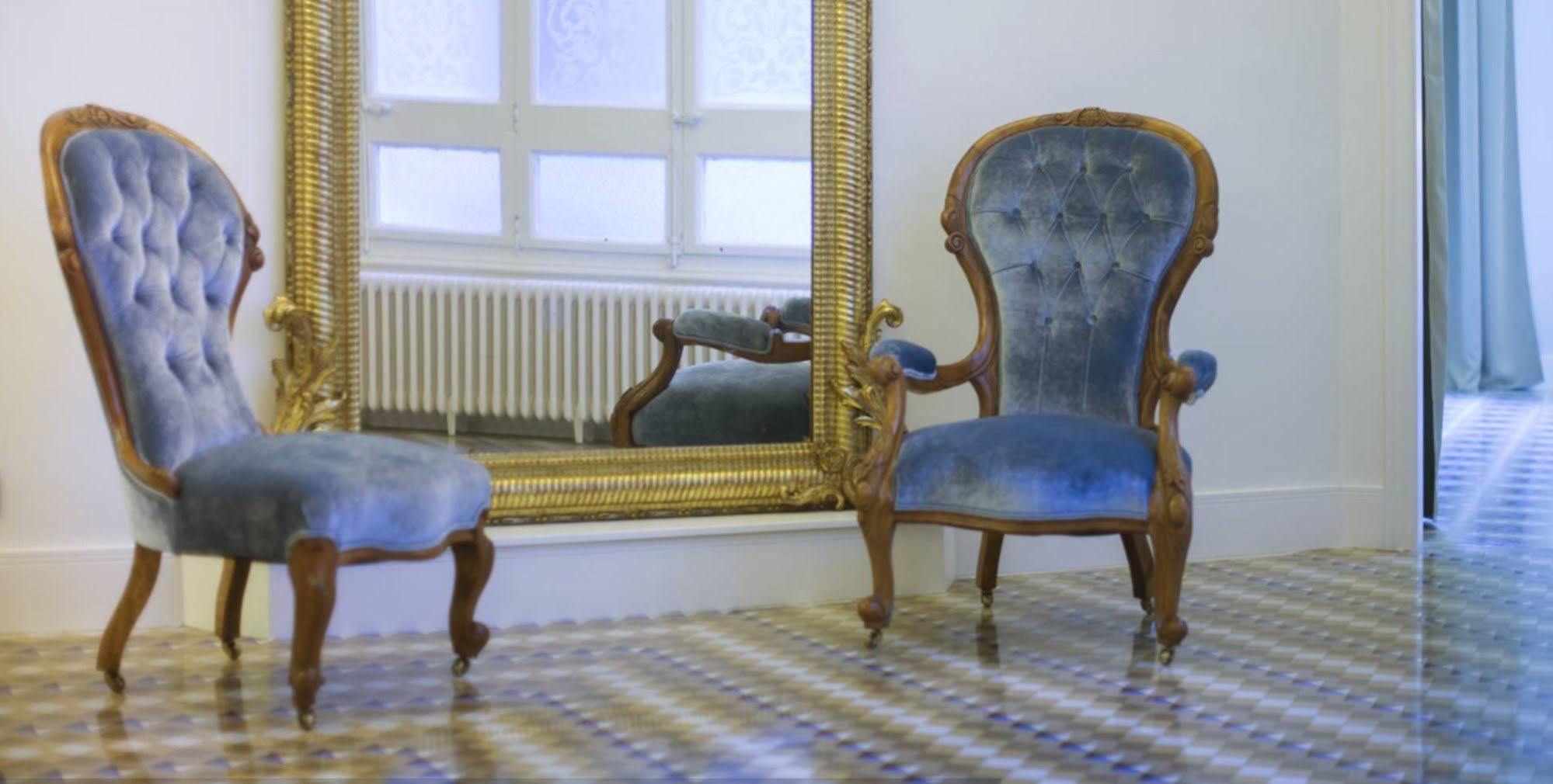 Anakena House Bed & Breakfast Барселона Екстериор снимка