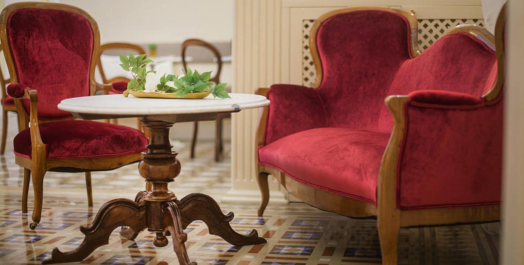 Anakena House Bed & Breakfast Барселона Екстериор снимка