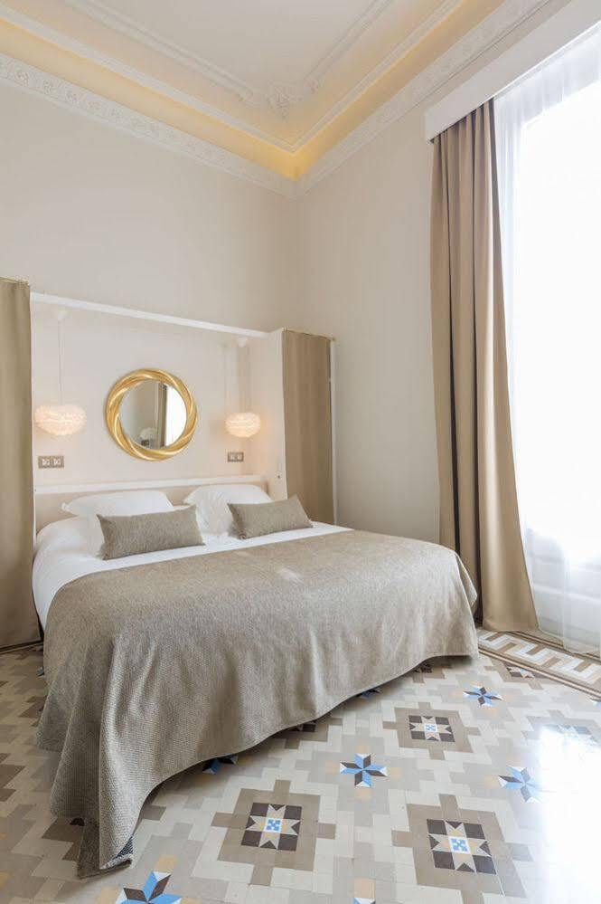 Anakena House Bed & Breakfast Барселона Екстериор снимка